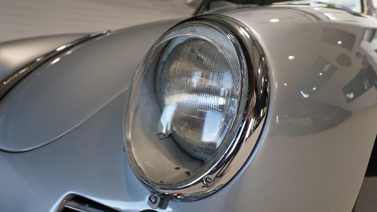 PORSCHE 356 356 C - 1964 LesAnciennes.com