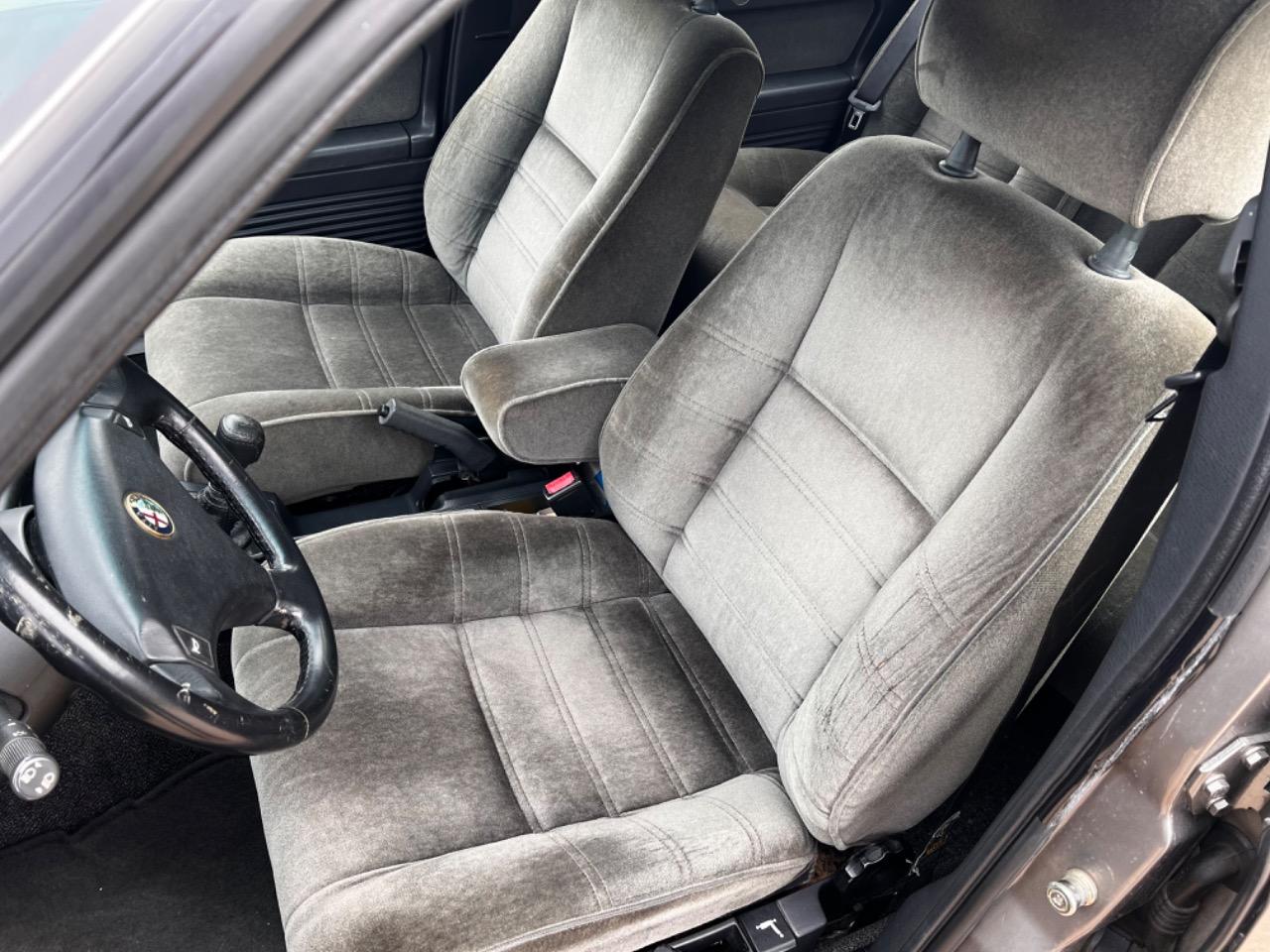 1994 Alfa Romeo 164 Quadrifoglio Verde (Cloverleaf), foto 6