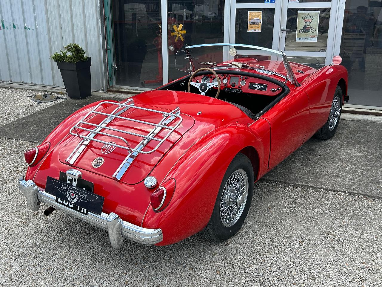 MG MGA Cabriolet - 1957 LesAnciennes.com