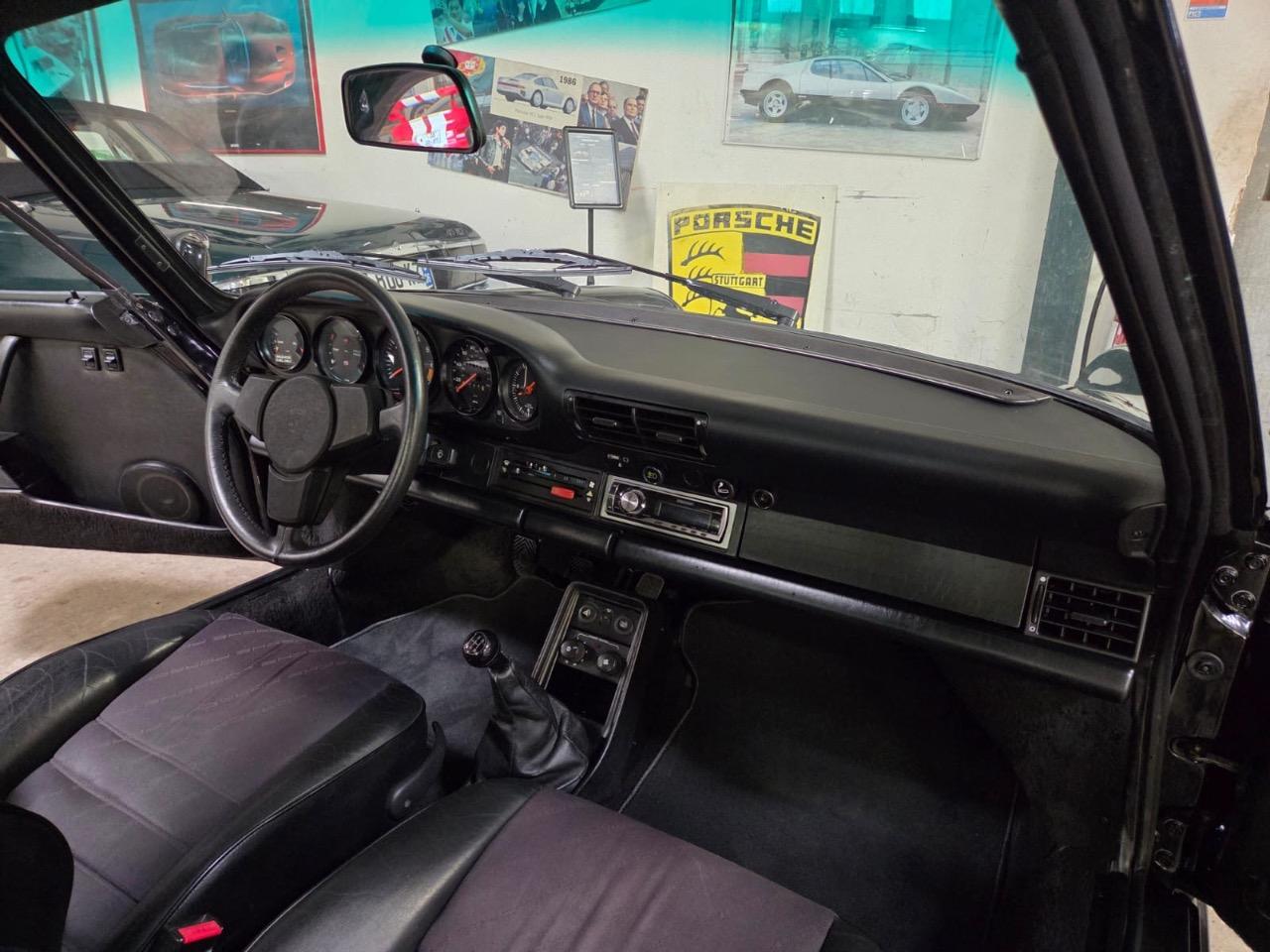 PORSCHE 911 3.2 Coupé - 1986 LesAnciennes.com
