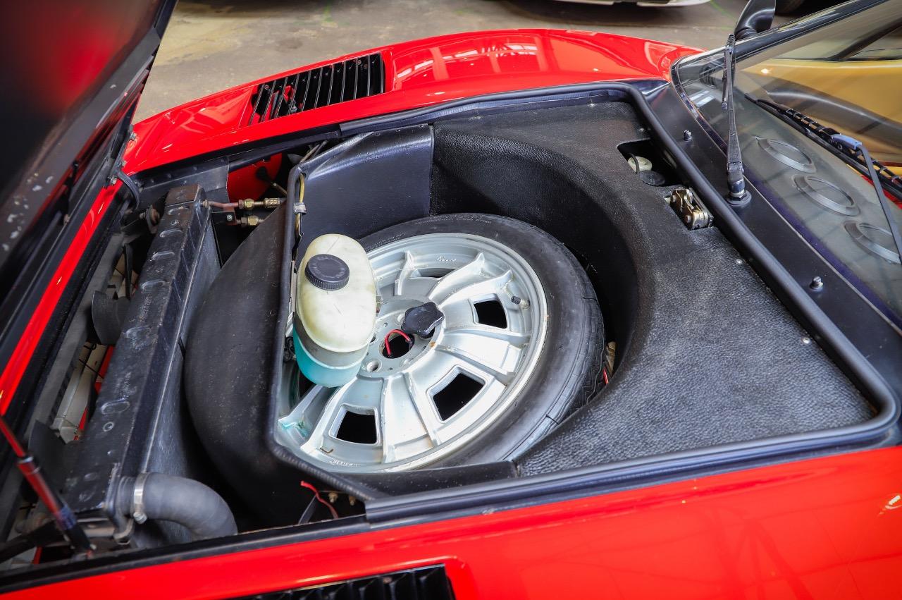 FERRARI 308 GTS Quattrovalvole - 1983 LesAnciennes.com