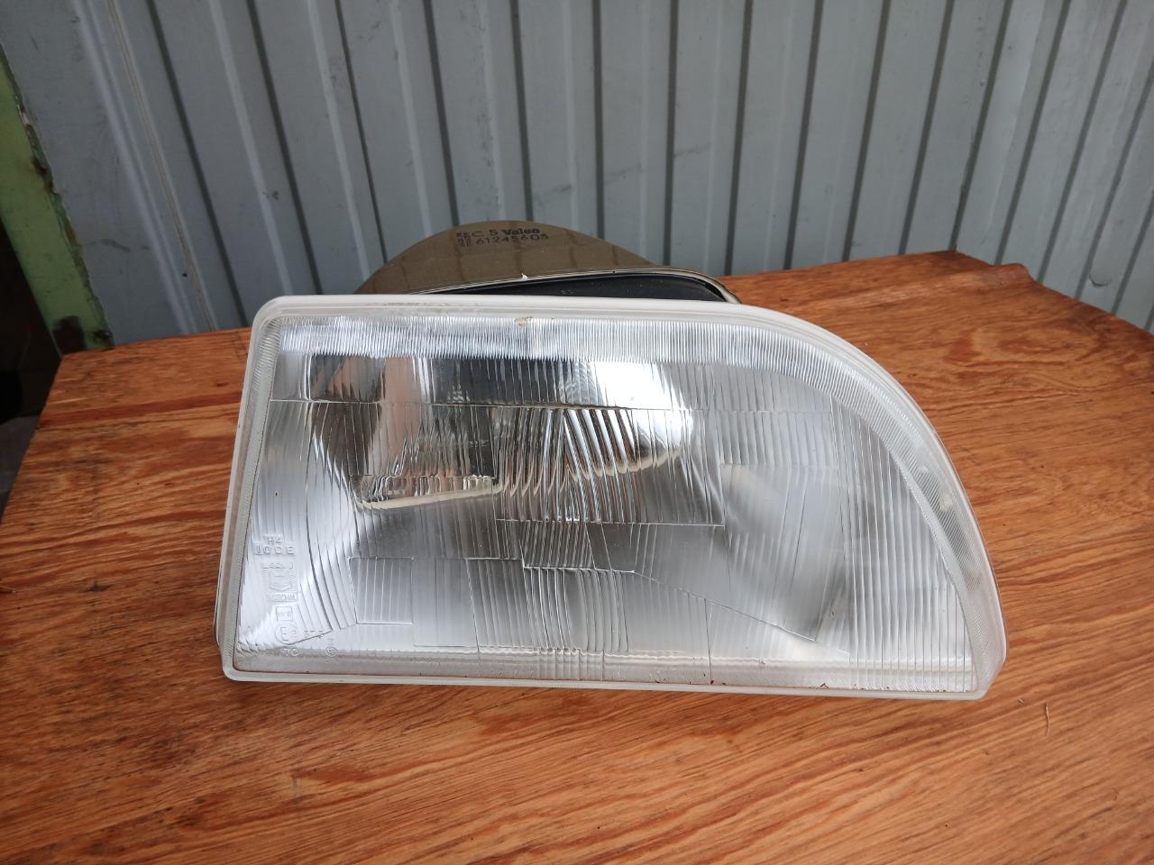 Phare CITROEN CX LesAnciennes.com