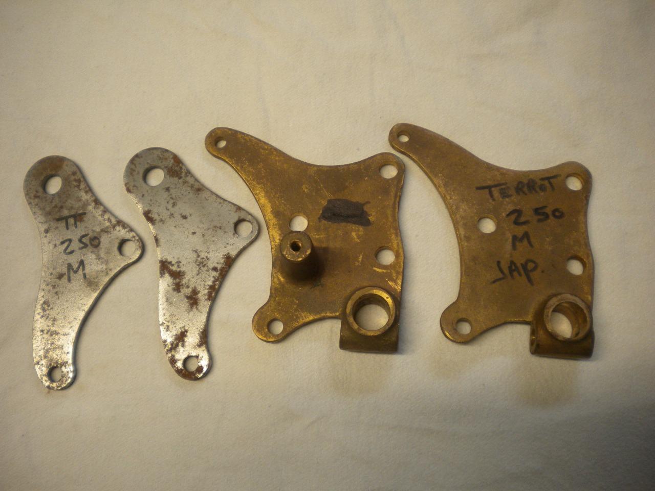 Pièces TERROT supports moteur 250 type M LesAnciennes.com