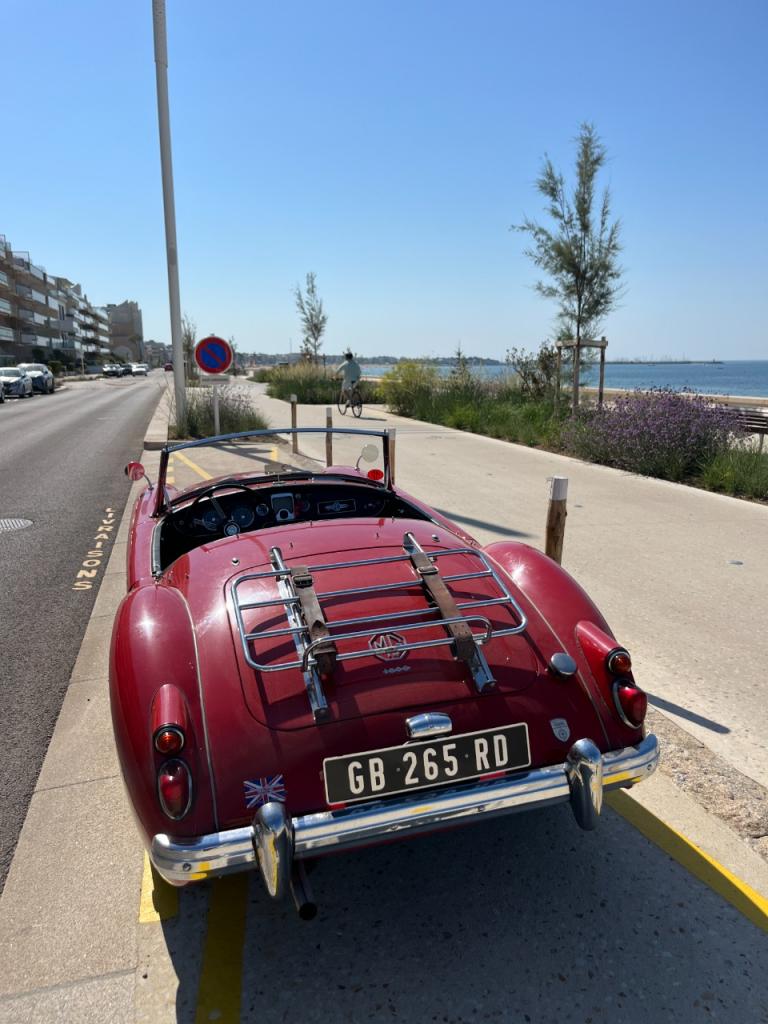 MG MGA Roadster - 1959 LesAnciennes.com