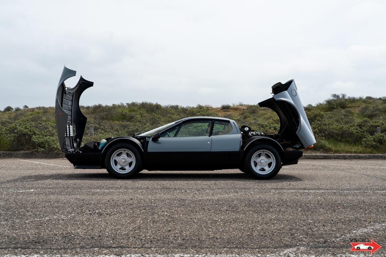 FERRARI 512 BBi 'Grigio Ferro' - 1984 LesAnciennes.com
