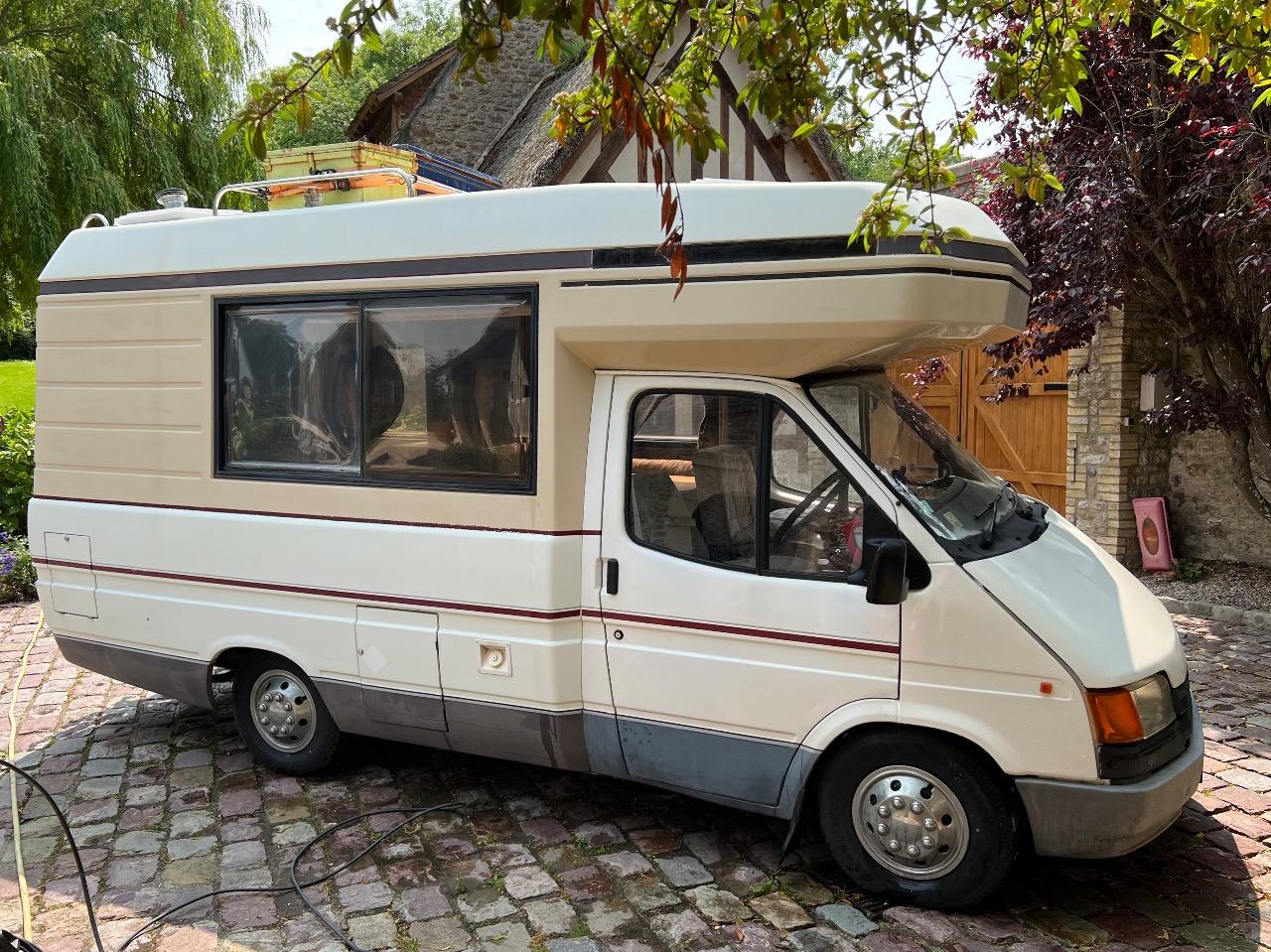 FORD Transit Camping-car 100L2.0E - 1990 LesAnciennes.com