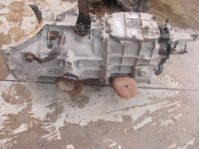 Boite de vitesse pour Lancia Flavia 2000 LesAnciennes.com