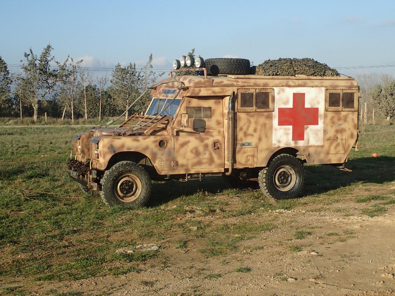 LAND ROVER 109 SERIE 3 - 1979 LesAnciennes.com