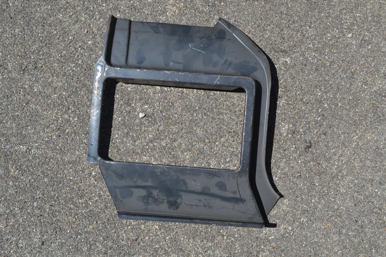 Tôle de feu AR G PEUGEOT 104, 1977/81, neuve LesAnciennes.com