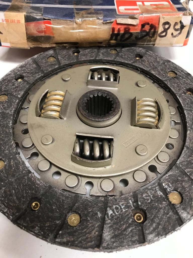 Disque embrayage neuf FORD Sierra Taunus 1600 LesAnciennes.com