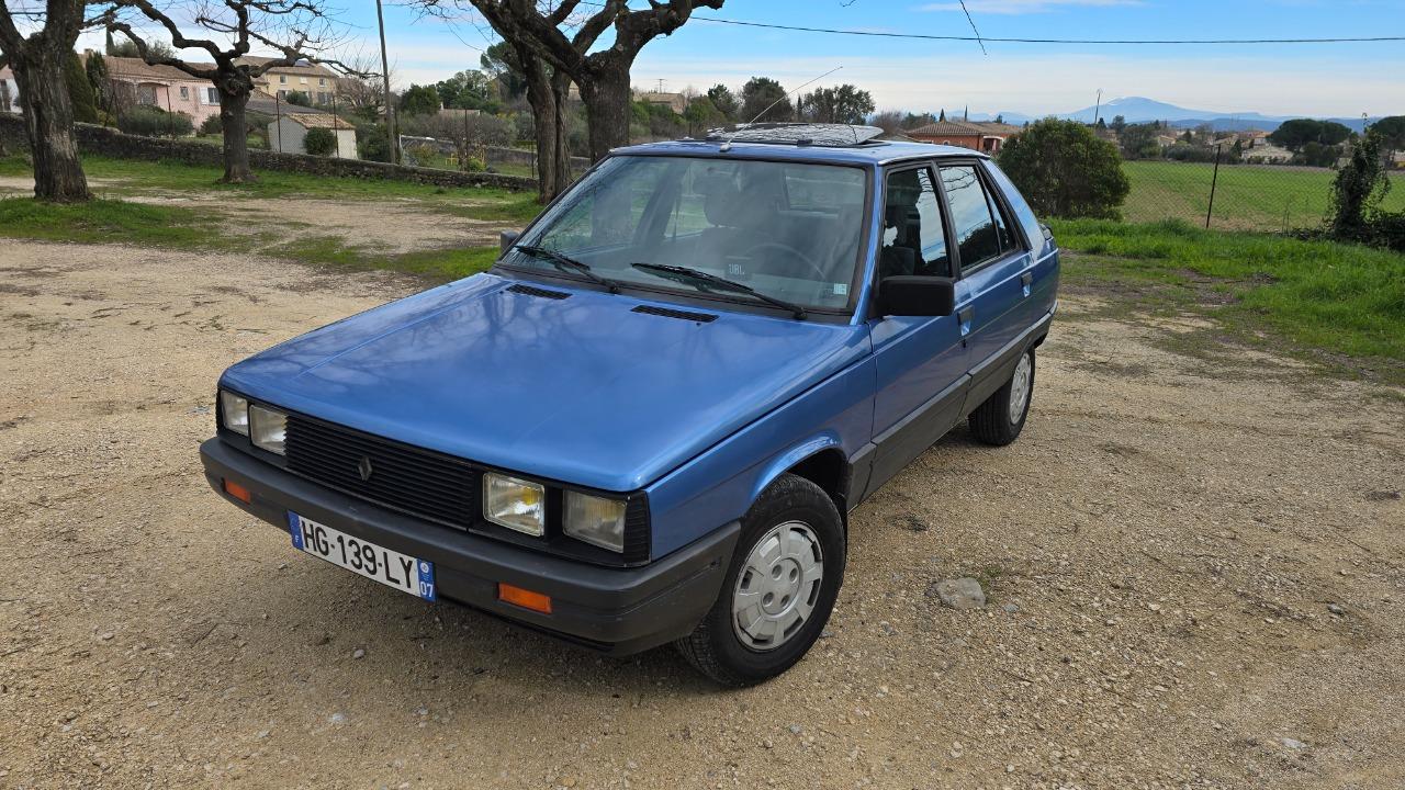 RENAULT 11 (R11) GTX - 1983 LesAnciennes.com