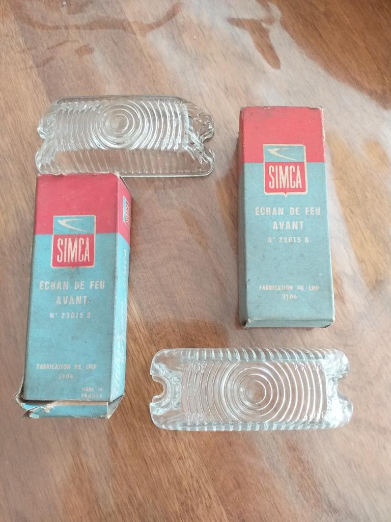 Cabochons SIMCA 1000 LesAnciennes.com