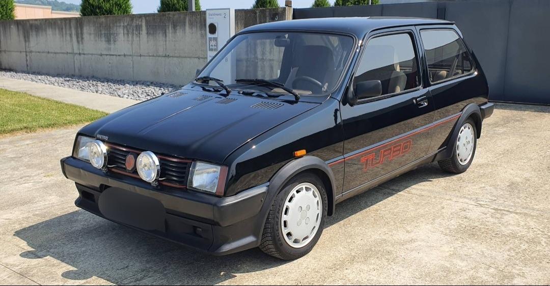MG Metro Turbo 1.3i 94 cv - 1984 LesAnciennes.com