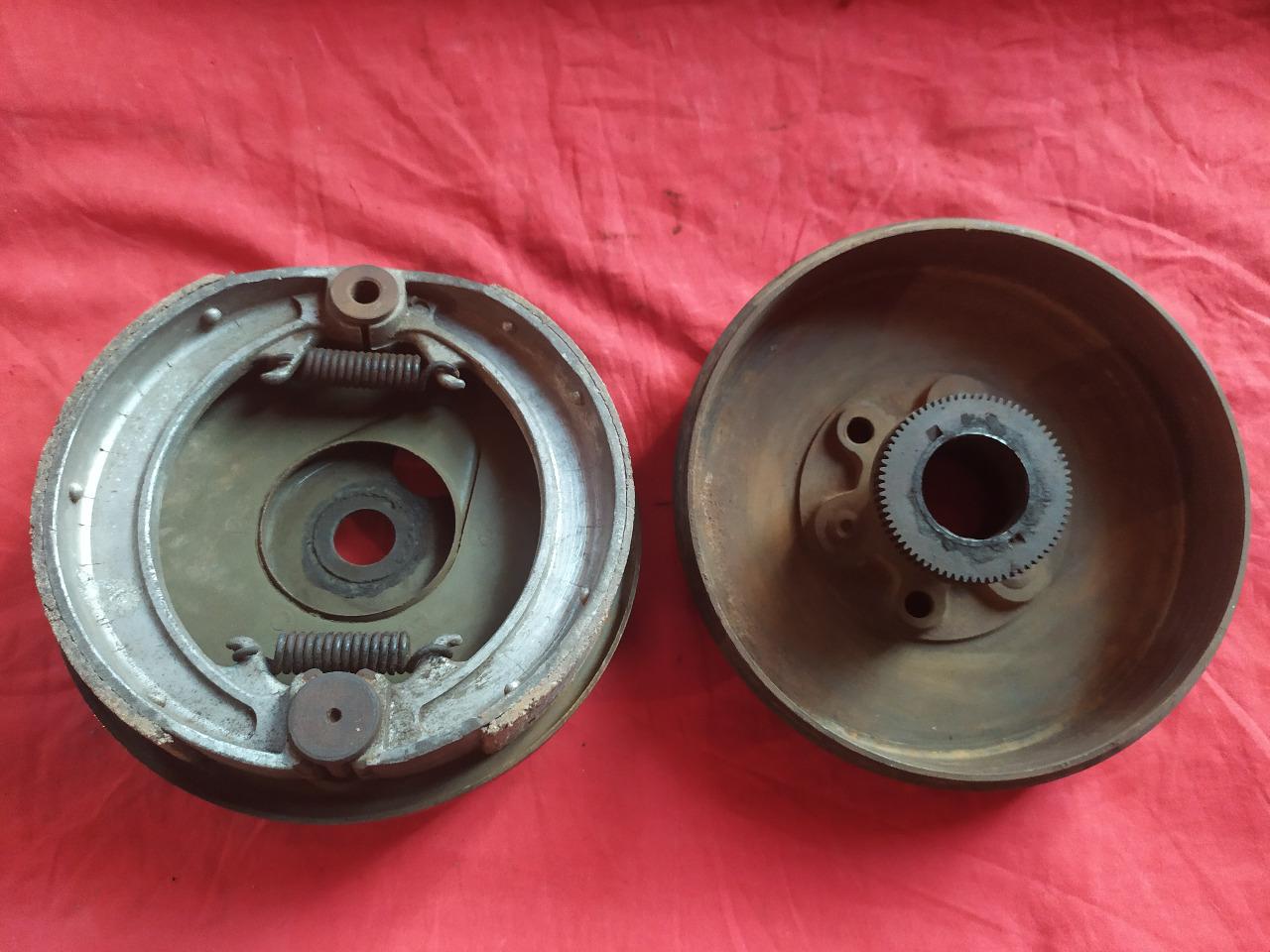 Vélo ancien ville 2 pneus 650 B semi confort 44-584 Peugeot Motobecane Mercier randonneuse - Vélos