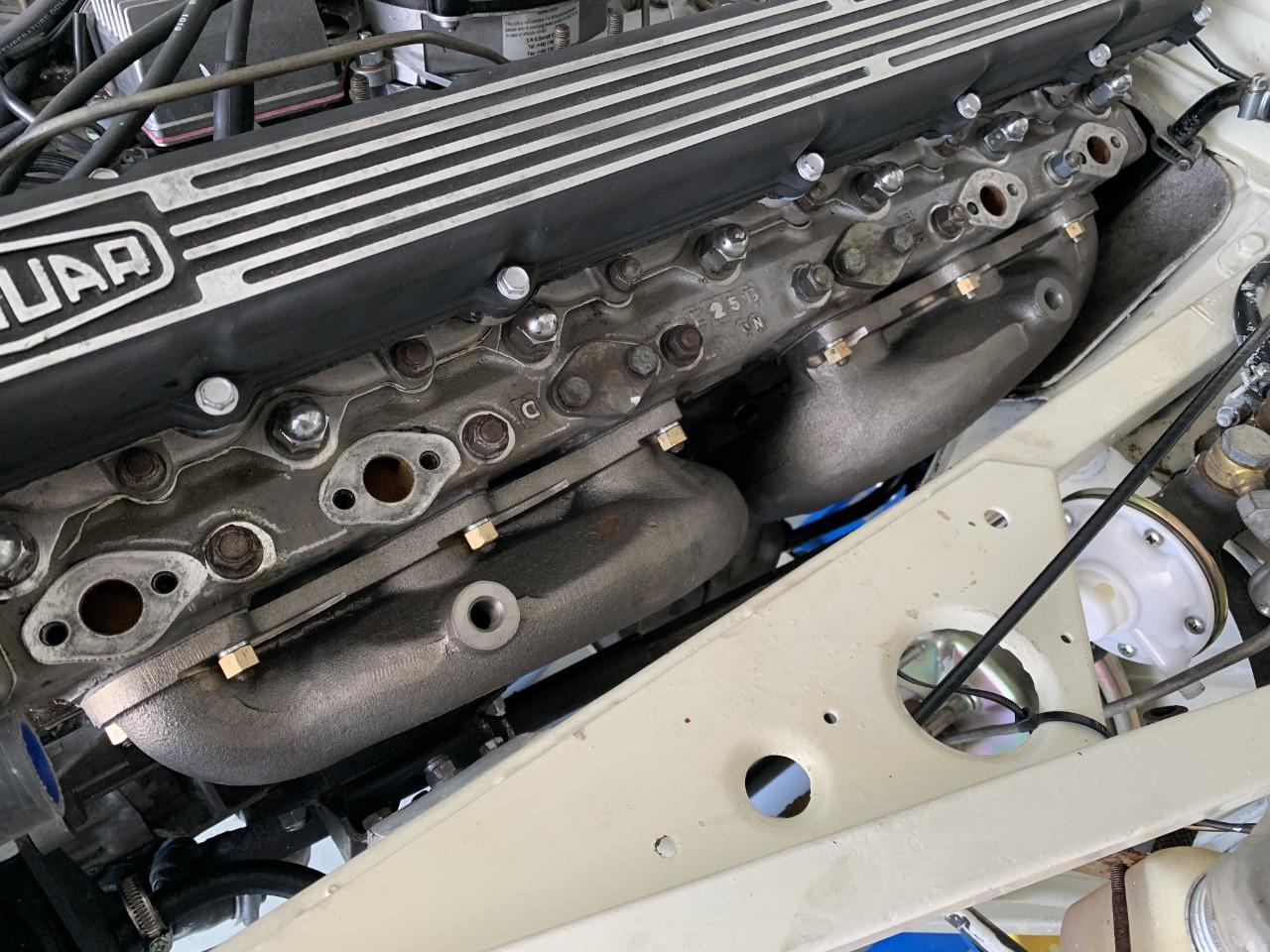 JAGUAR Type E V12 2+2 - 1972 LesAnciennes.com