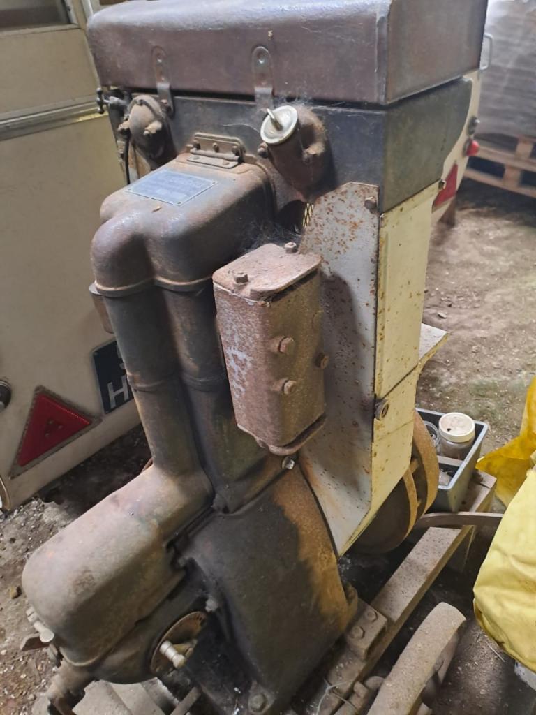 Moteur fixe LesAnciennes.com