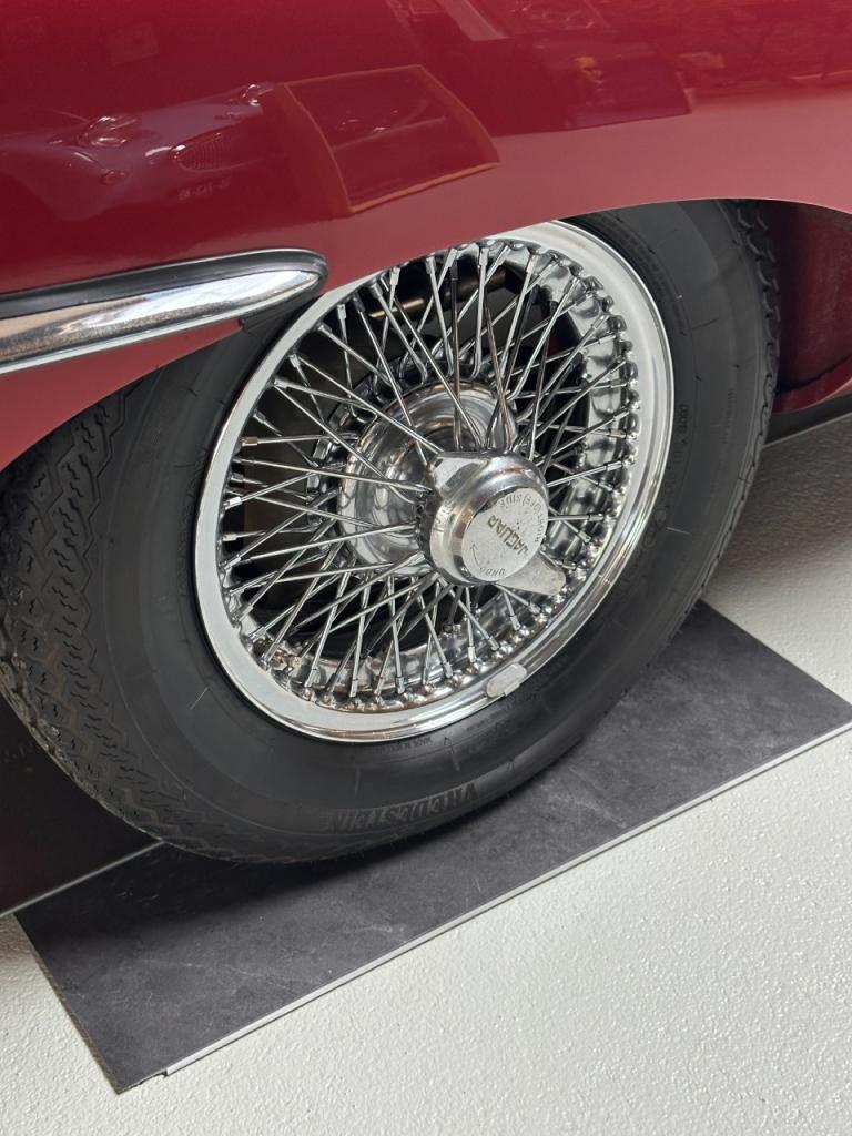 JAGUAR Type E Série 1 3.8 - 1962 LesAnciennes.com