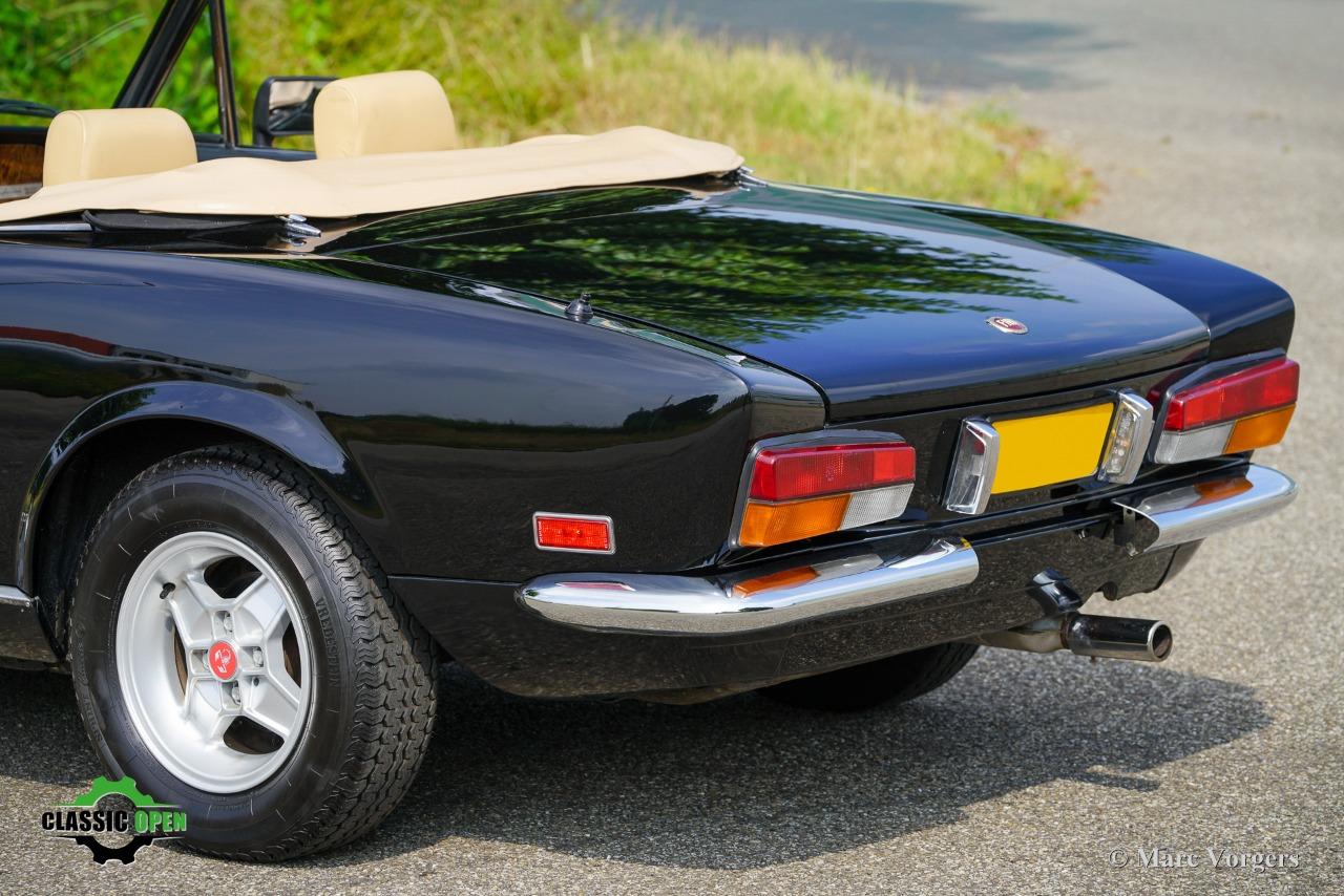 FIAT 124 Spider 2000 - 1981 LesAnciennes.com
