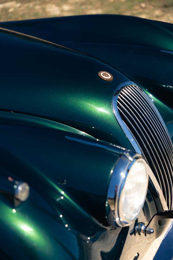 JAGUAR XK120 OTS - 1954 LesAnciennes.com