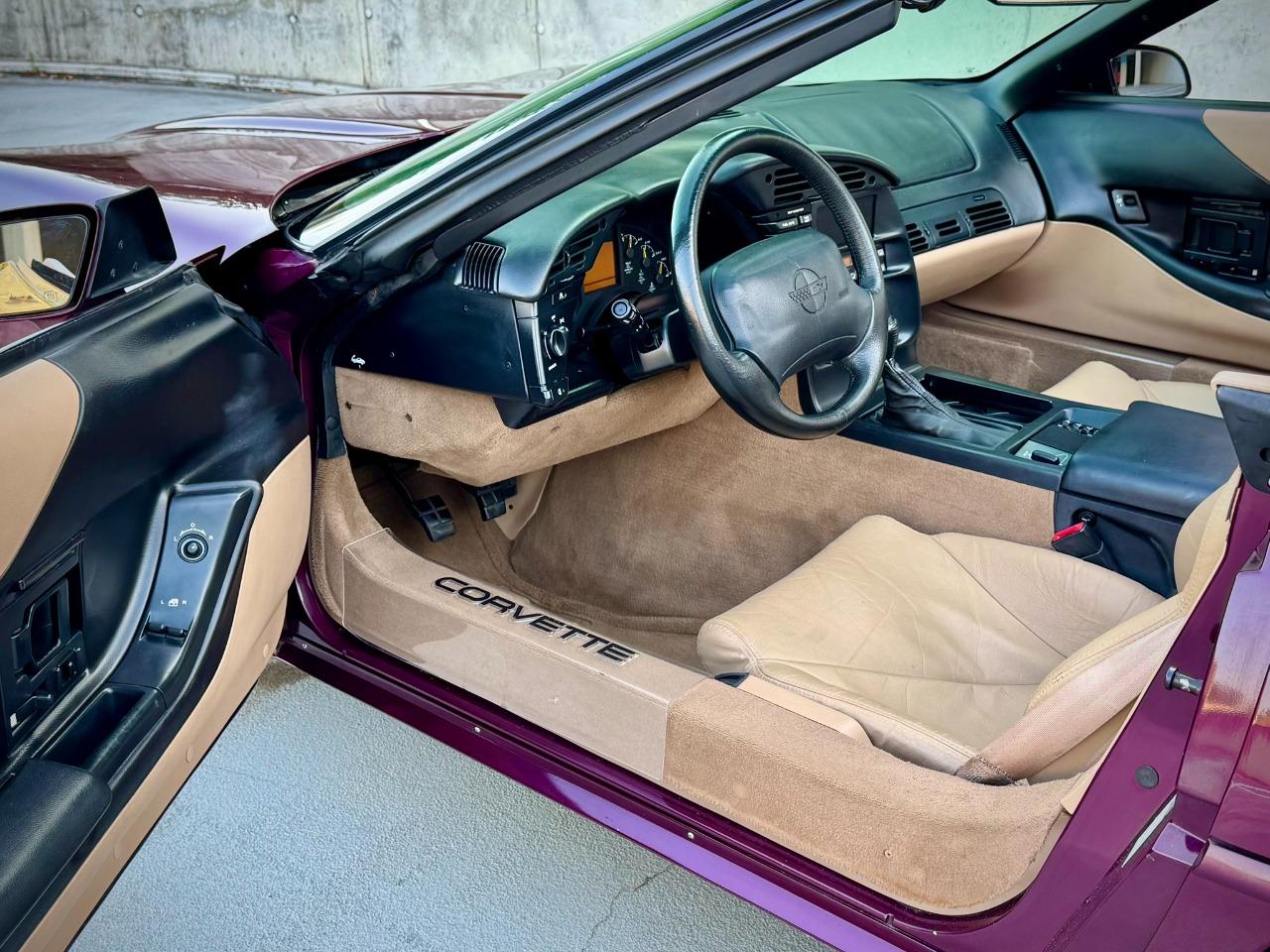 CHEVROLET Corvette C4 manuelle 44.630km - 1995 LesAnciennes.com