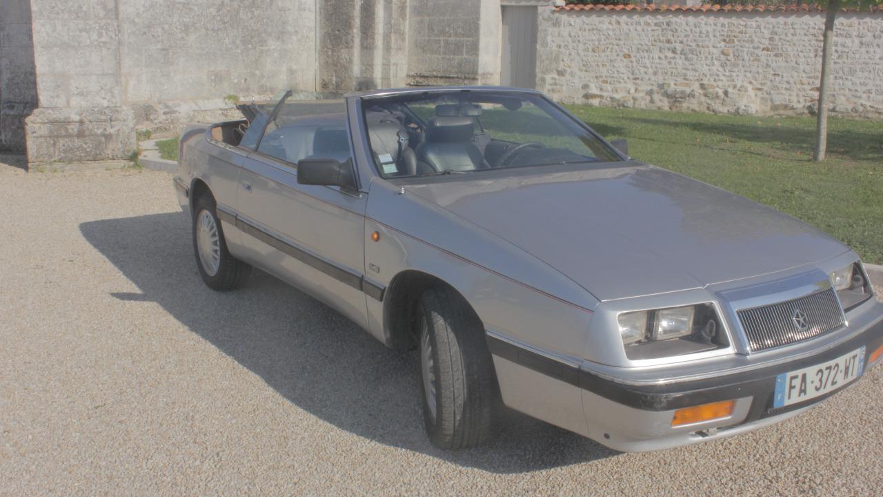 CHRYSLER Le Baron cabriolet - 1993 LesAnciennes.com