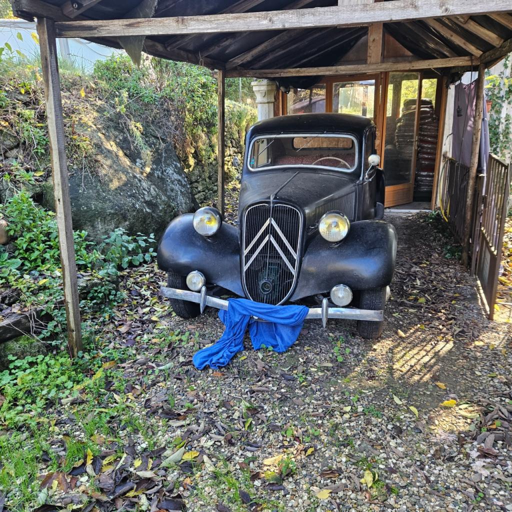 CITROEN Traction 11 BL - 1951 LesAnciennes.com