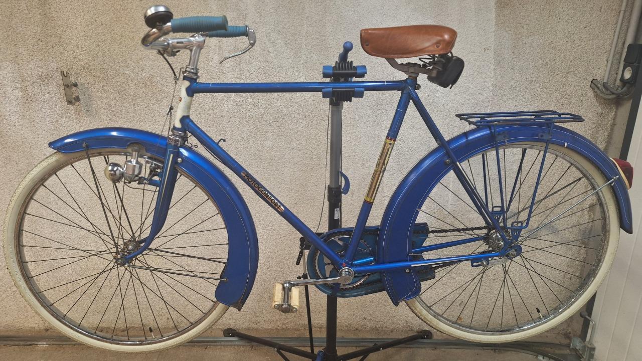 Vélo Porteur MOTOCONFORT LesAnciennes.com