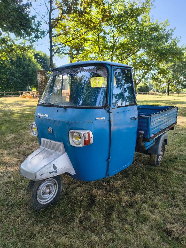 PIAGGIO P400V pick-up - 1982 LesAnciennes.com
