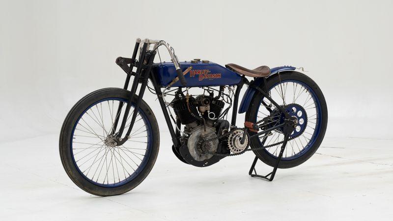 HARLEY-DAVIDSON Board Track Racer - 1920 LesAnciennes.com