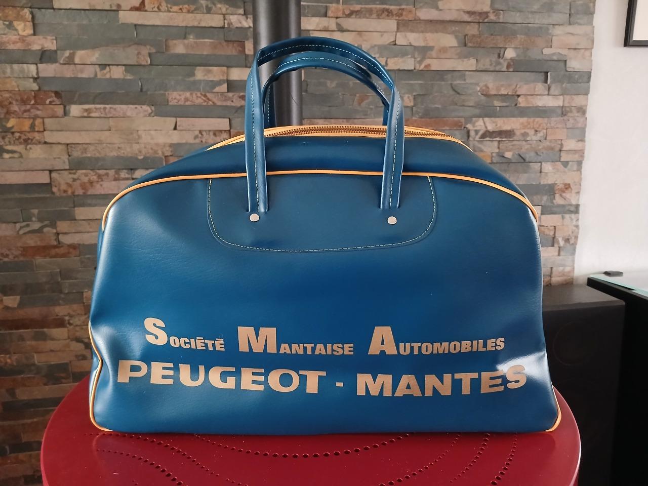 Sac de sport PEUGEOT années 70 LesAnciennes.com