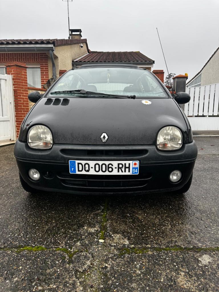 RENAULT Twingo Kenzo - 2005 LesAnciennes.com