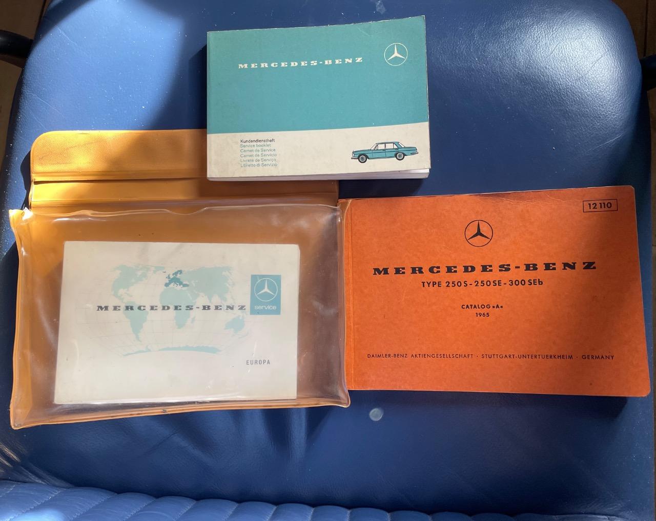 Pochette compléte Mercedes 250 SE 1967 LesAnciennes.com