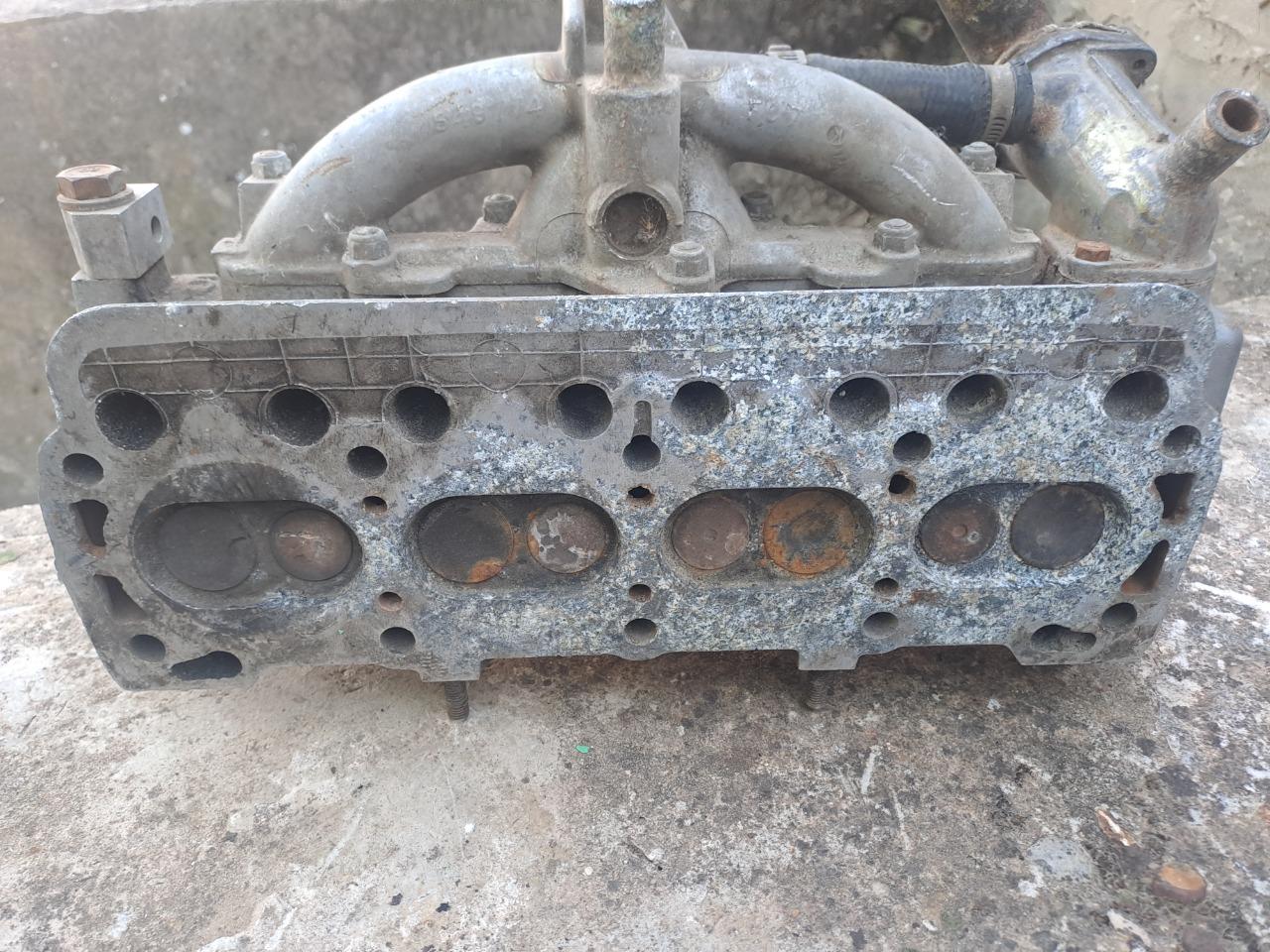 Culasse DIVERS Divers LesAnciennes.com