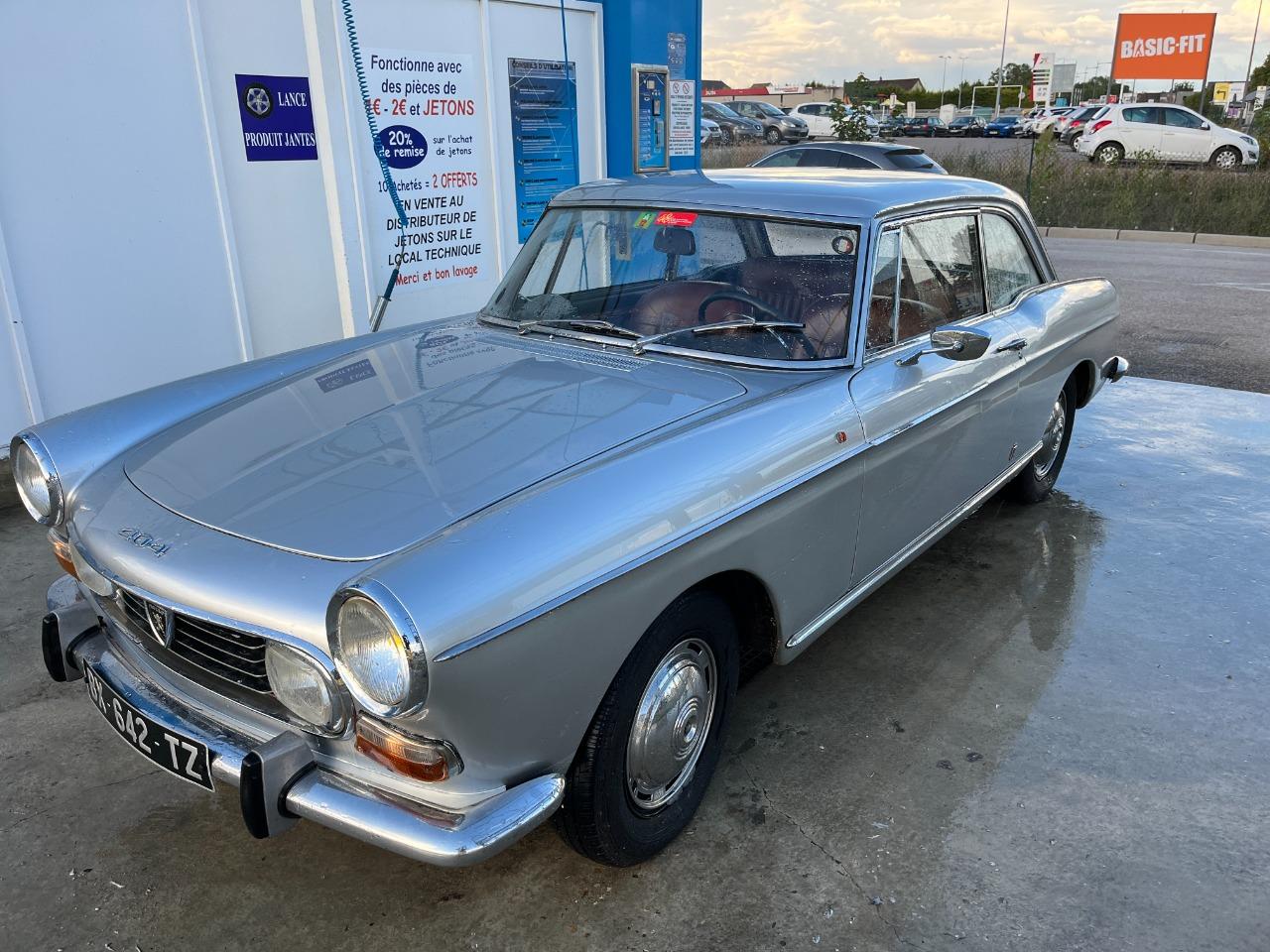 PEUGEOT 404 coupé - 1968 LesAnciennes.com