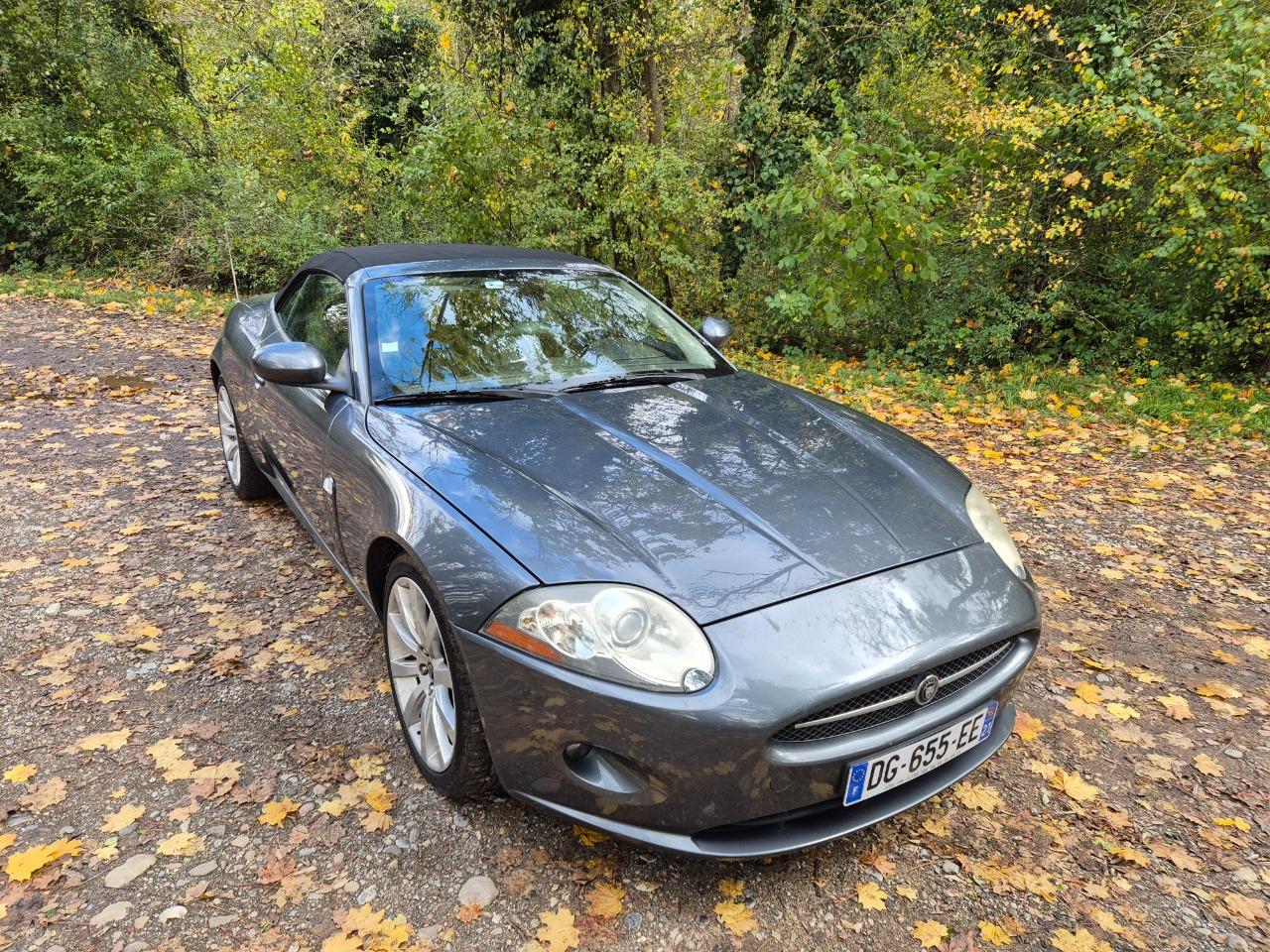 JAGUAR XK8 Cabriolet 4,2L - 2006 LesAnciennes.com