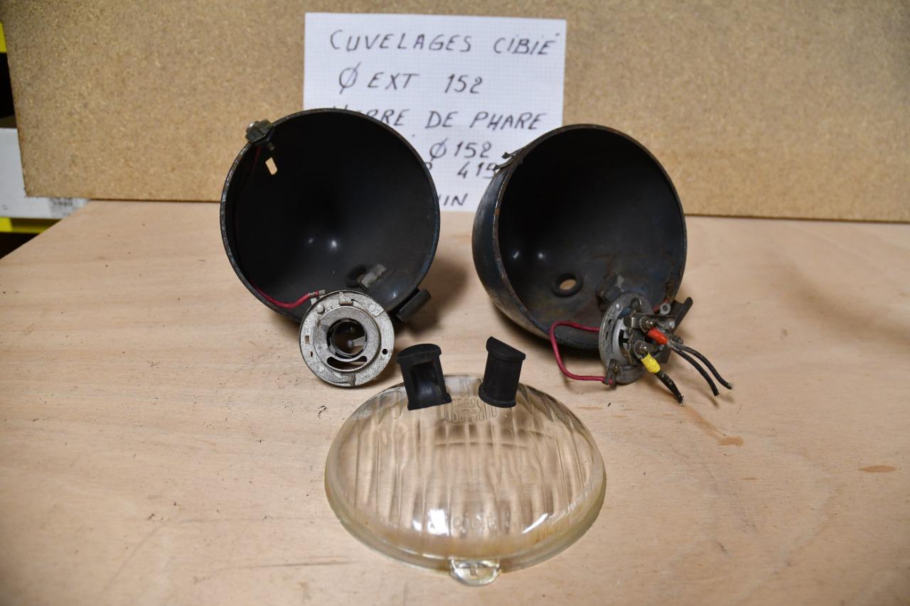 Cuvelage De Phare Pour Honda VT500C (1983-1985) - Pièce D'occasion - Vérifiez Les Photos