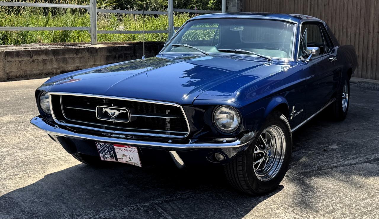 FORD Mustang Coupé 302 ci Code C - 1967 LesAnciennes.com