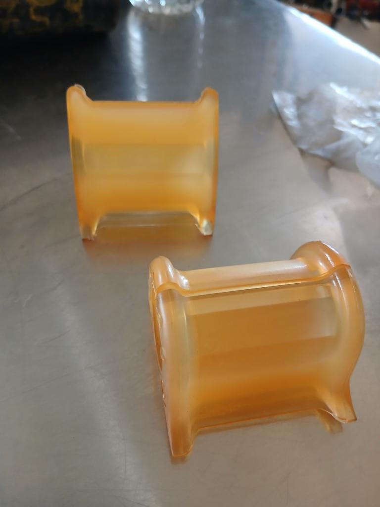 Pièces PEUGEOT 304 LesAnciennes.com
