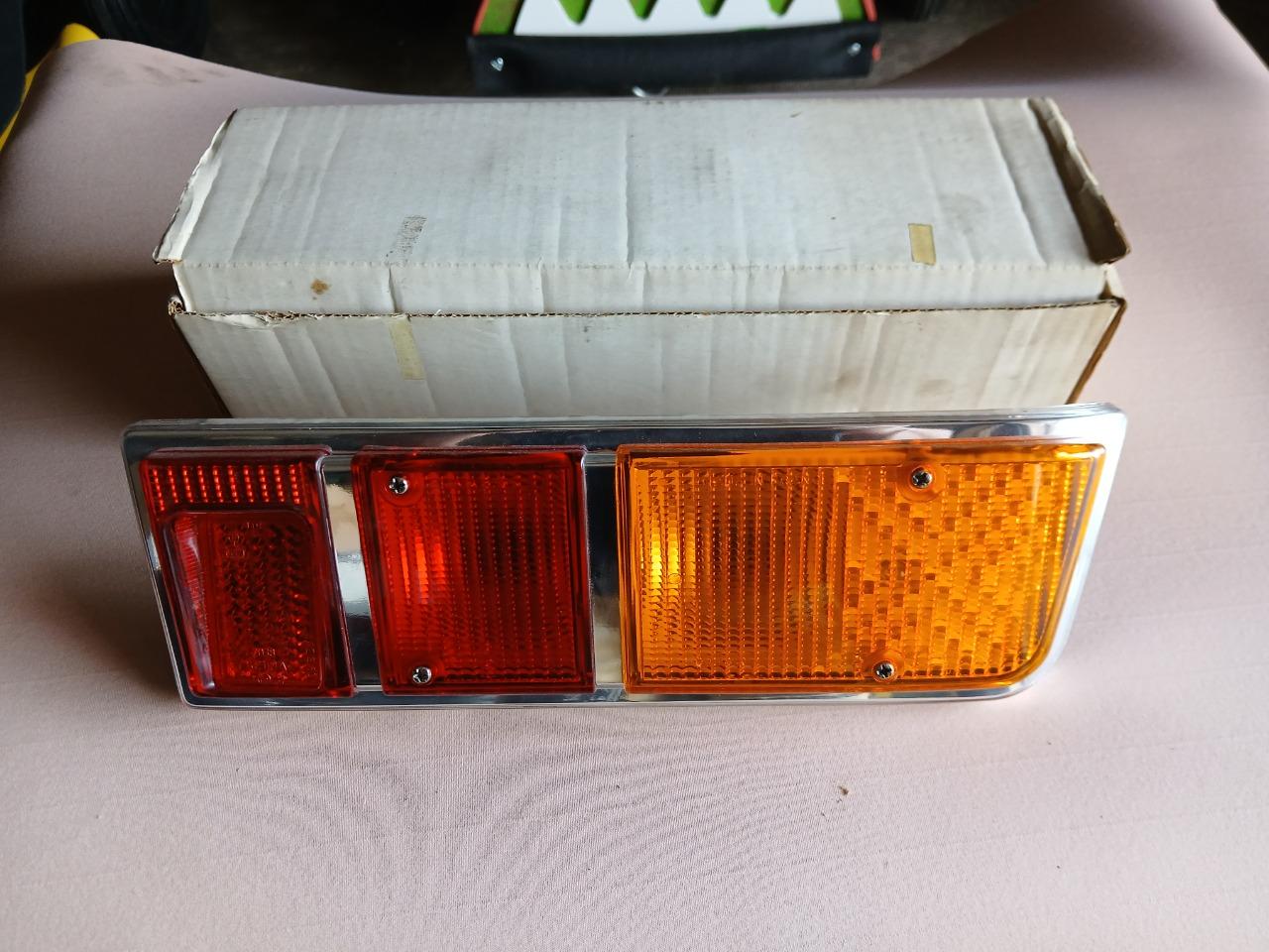 Feu arrière RENAULT 16 (R16) LesAnciennes.com