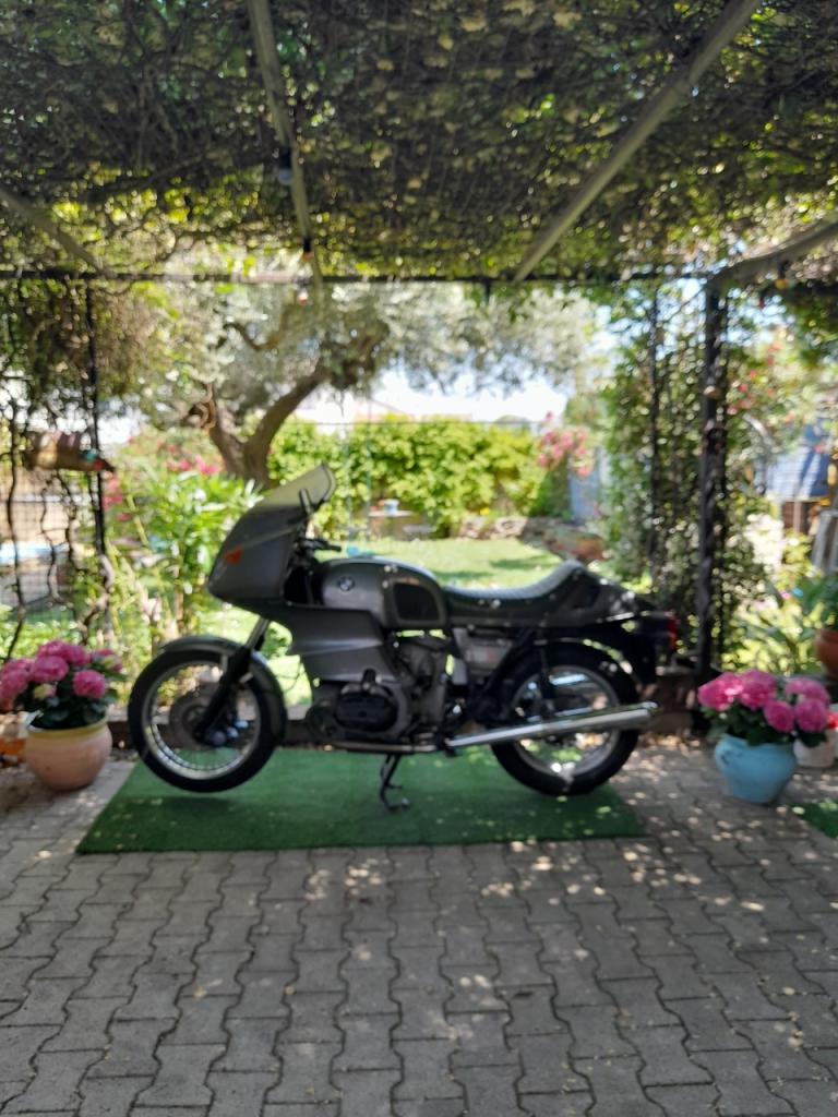 BMW R100 RS - 1977 LesAnciennes.com