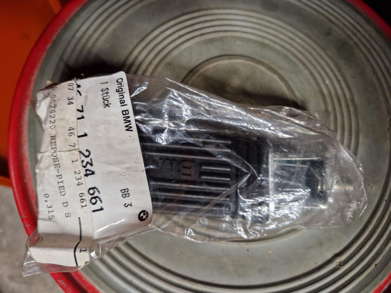 Pièces BMW R100 Modèle 2 soupapes LesAnciennes.com