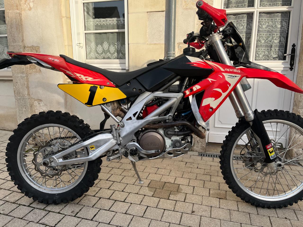APRILIA RXV 550 - 2007 LesAnciennes.com