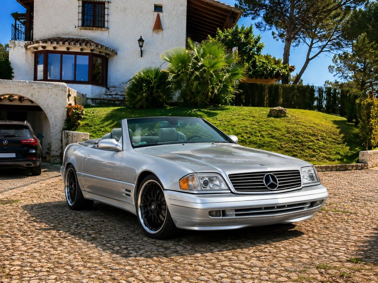 1999 Mercedes-Benz SL500 R129 LesAnciennes.com