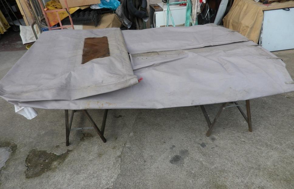 Pièces PEUGEOT 404 / 504 PICK-UP BACHE LesAnciennes.com