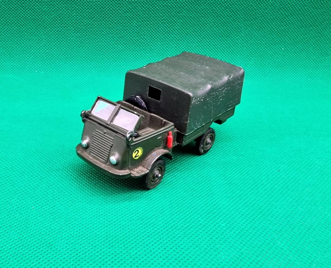 Renault Goelette militaire Solido - éch LesAnciennes.com