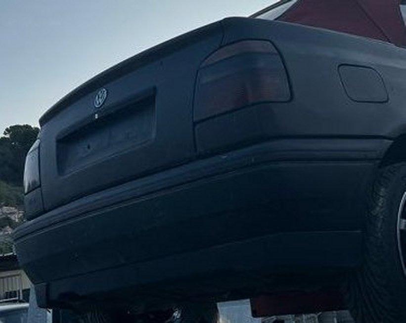 Couvercle de coffre de malle GOLF 3 cabriolet TBE LesAnciennes.com