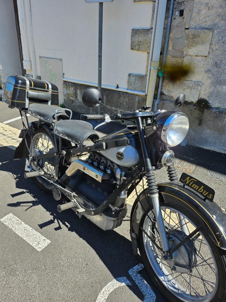 Moto NIMBUS 750 LesAnciennes.com