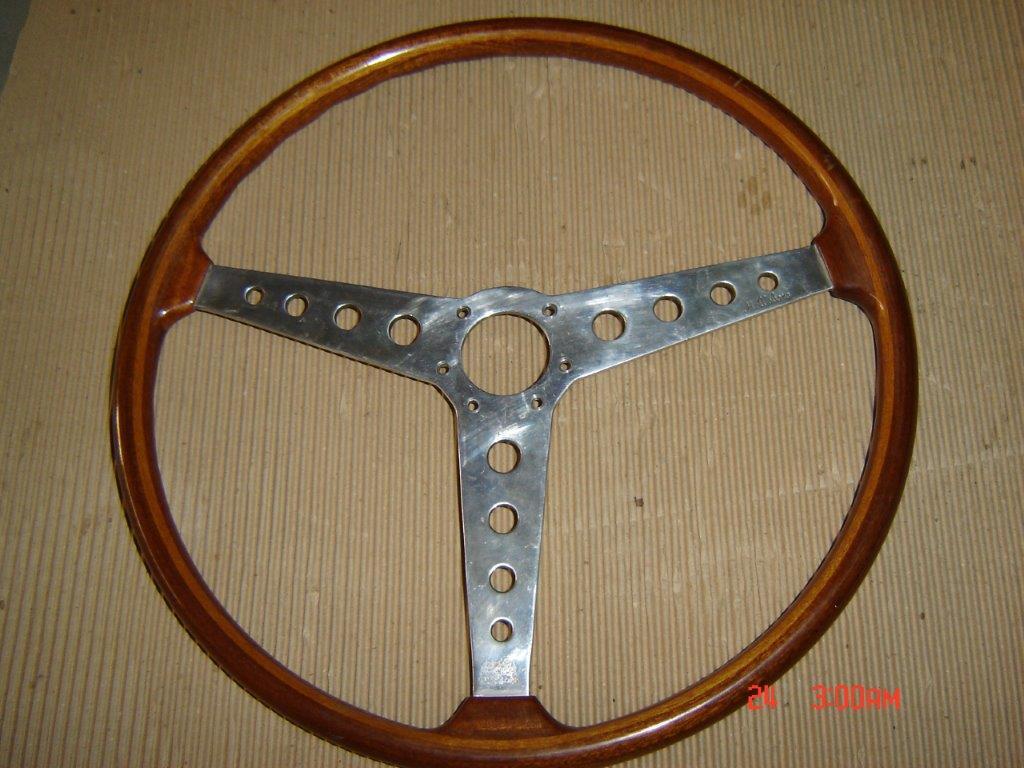 Volant Neuf ALFA ROMEO 1600 GTA LesAnciennes.com
