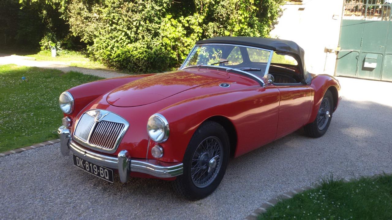 MG MGA CABRIOLET - 1960 LesAnciennes.com