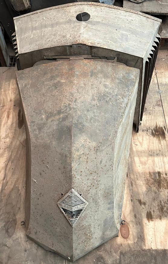 Capot RENAULT NN LesAnciennes.com